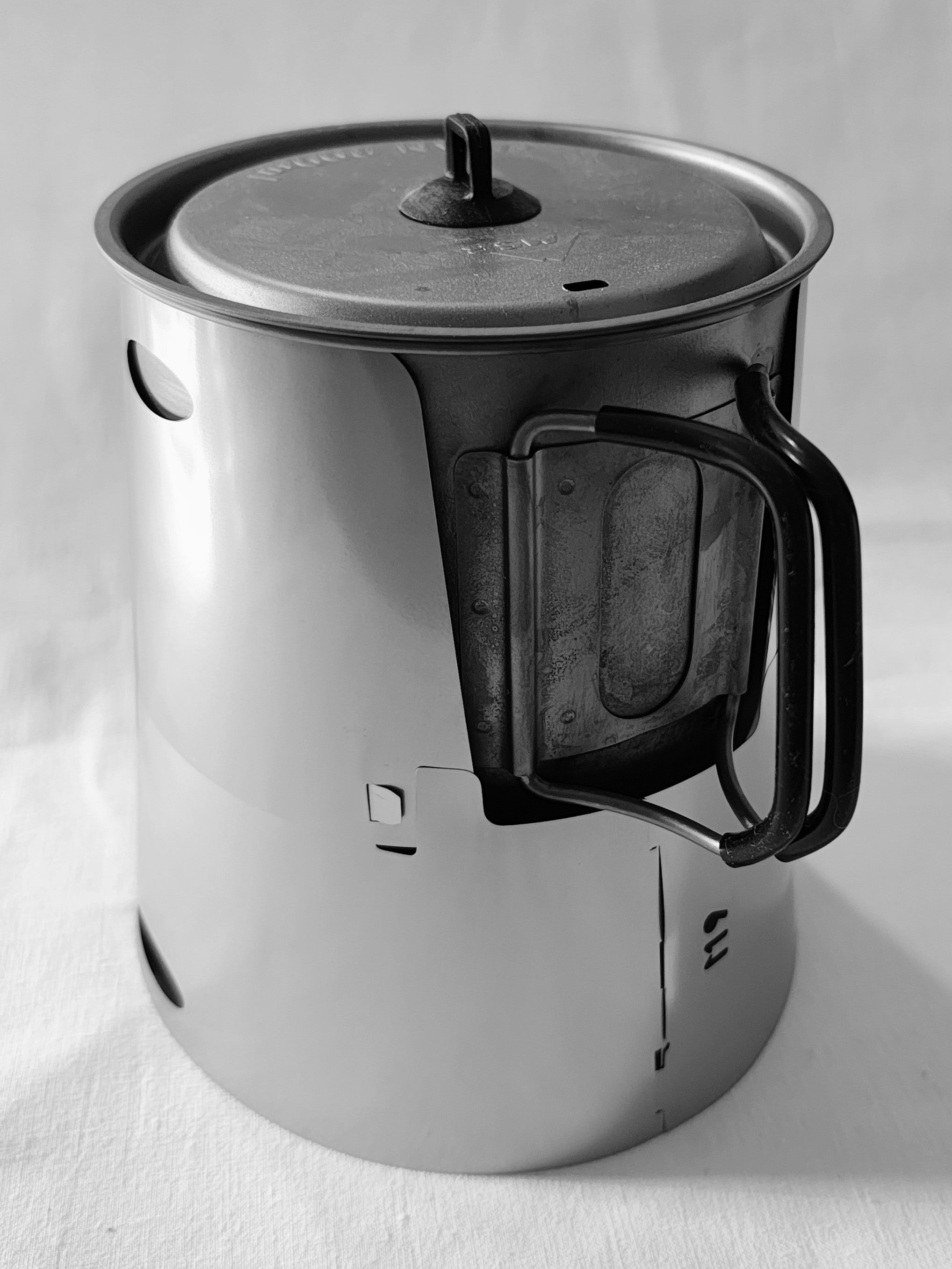 Vesuv Outdoors - Titanium Windshield for MSR Titan Kettle 900ml